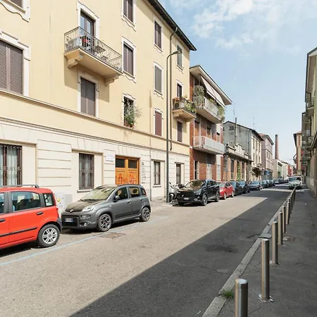 Guesthost - Bright X4 Dergano Mm3 Lägenhet Milano