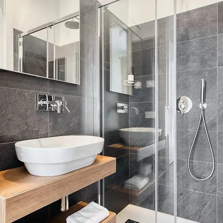 Bright 1br Near To The Center Of Lägenhet Milano