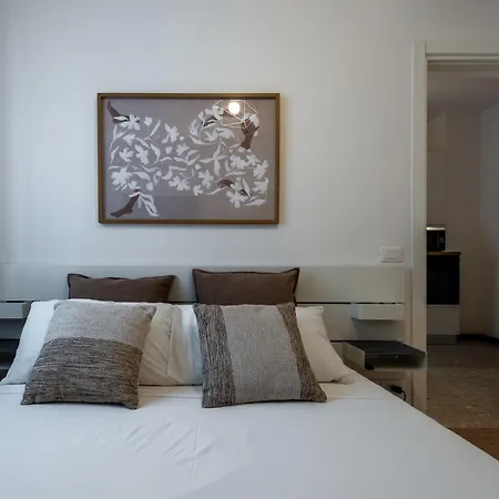 Stayeasy Ranzoni - 4 Bedrooms, Close To M1 Metro