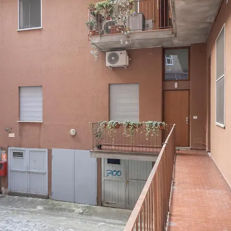 公寓 Xenia - 2 In Via Amadeo 14