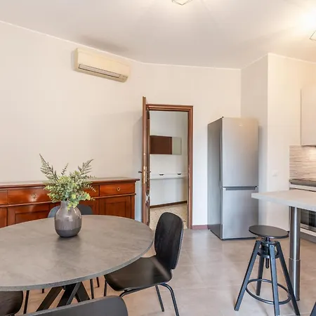 Appartement Chimes, Fontana - Your From *
