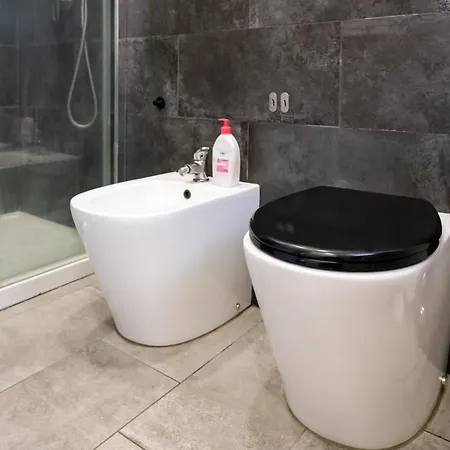 Appartement Spacious Aparment 10 Mins Walk From Duomo *