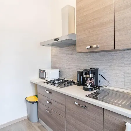 Apartment Dalino, M5 Metro Ippodromo 4 Min, San Siro, 20 Min To The Duomo