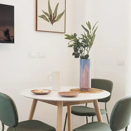 Navigli Design Collection I-ii - 2 Bedroom Milano