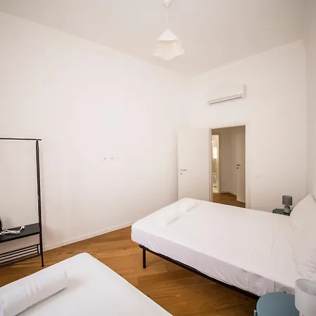 Hearth Centre Navigli