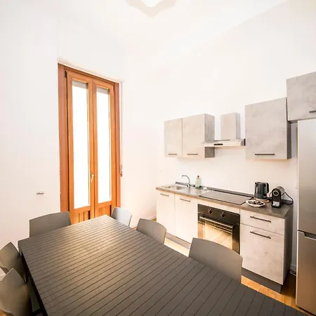 Hearth Centre Navigli *
