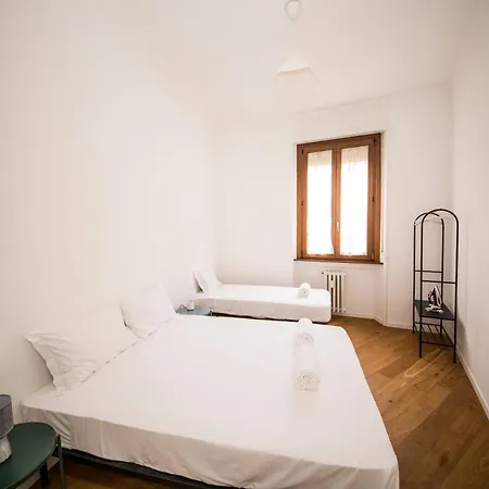 Hearth Centre Navigli