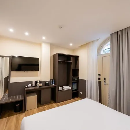 Jr Bocconi Hotel