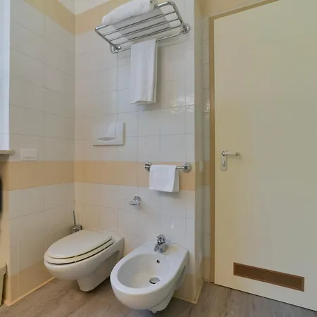 Aparthotel Cimarosa 4*