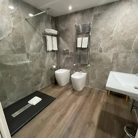 Hotell Zara 3*