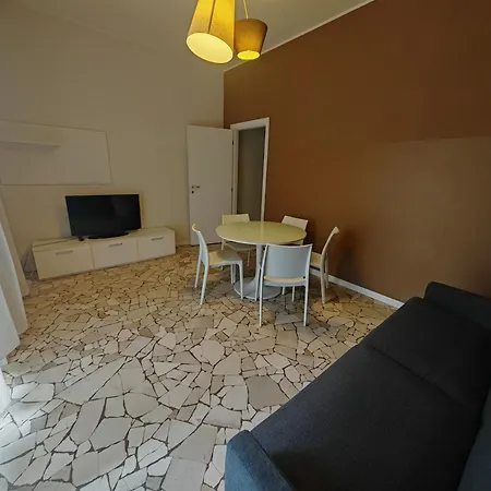 מלון דירות Aurum Gambara 3*