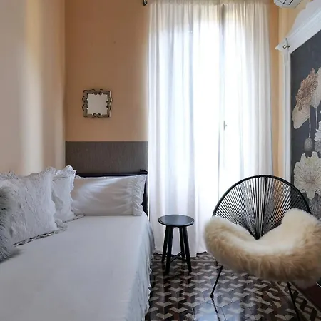 House Of Frames Отель типа 