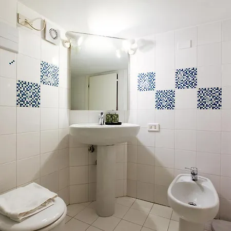Fancy Blue Duomo Duplex شقة
