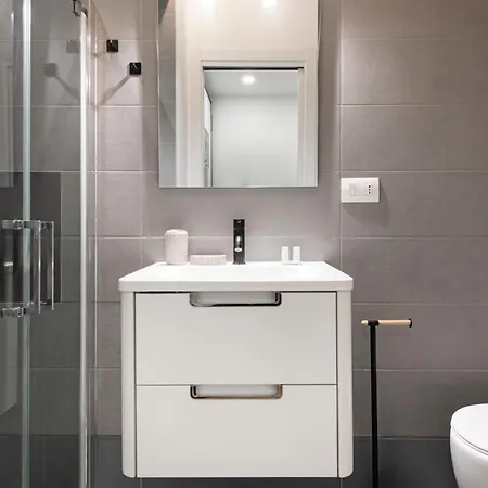 Easylife - - D'annunzio - Navigli *