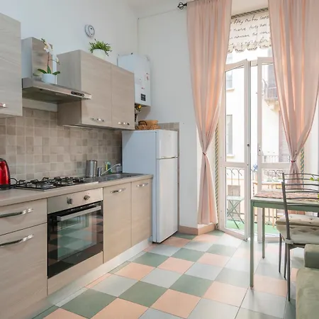 New In Downtown Close To Duomo * ميلان