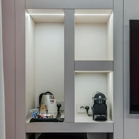 شقة فندقية Ticinese 4*