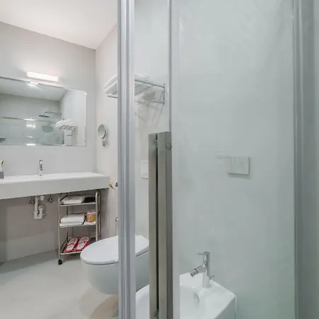 شقة فندقية Ticinese 4*