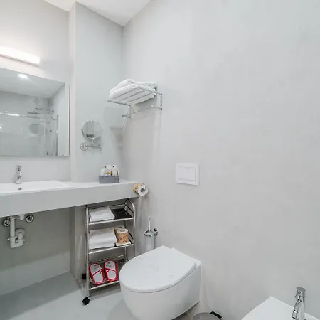 شقة فندقية Ticinese 4*
