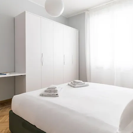 Italianway Easy - Sacconi 2 Milan