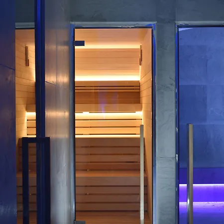 Verticale | Esperienze | Preferred And Hotel 4*