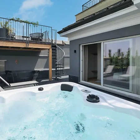 Apartment Prestige Boutique - Piazza Duomo View 4*