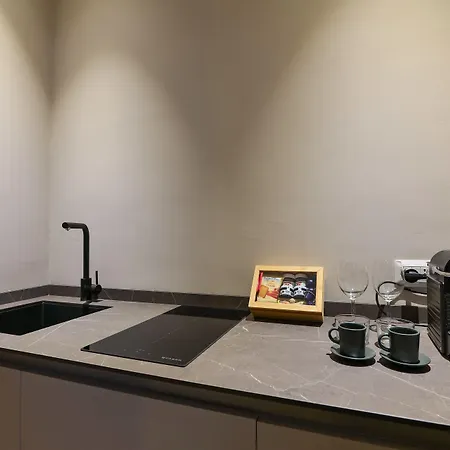 Prestige Boutique - Piazza Duomo View 4*