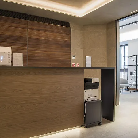Easyhomes-central Tower Lejlighed