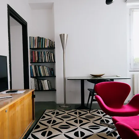 3 10 Corso 4* Mediolan