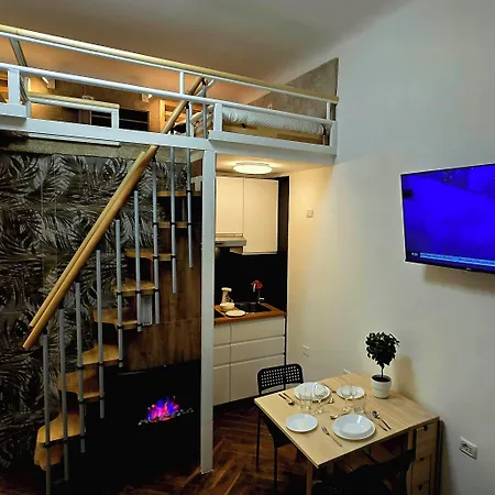 Casa Storica Piazza 5 Giornate Pensionat 4*