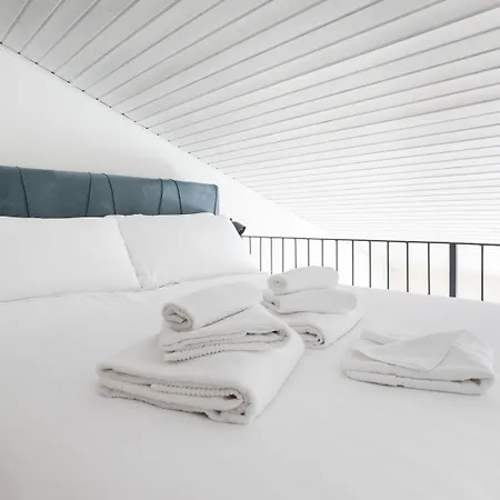 Italianway Apartment *
