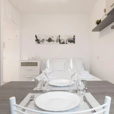 Italianway Easy - Ampere 103 Apartamento Milão