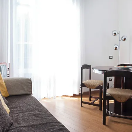 Appartamento Italianway Easy - Piazza Firenze 4 Milano