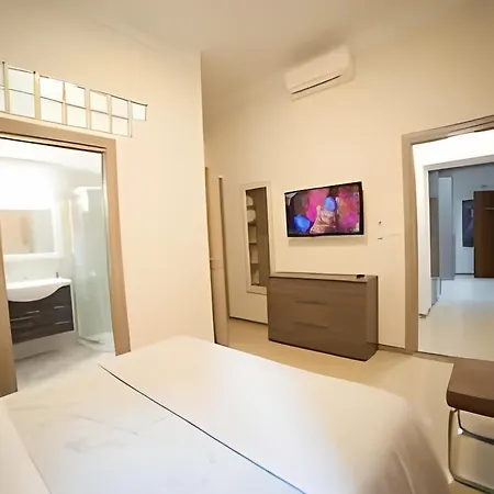 Guest house Imhome - Cadorna House 3*