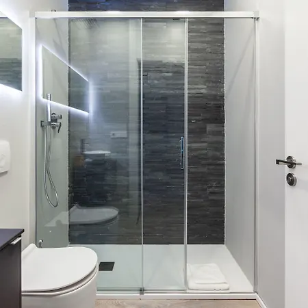 شقة Easyhomes-city Centre ميلان