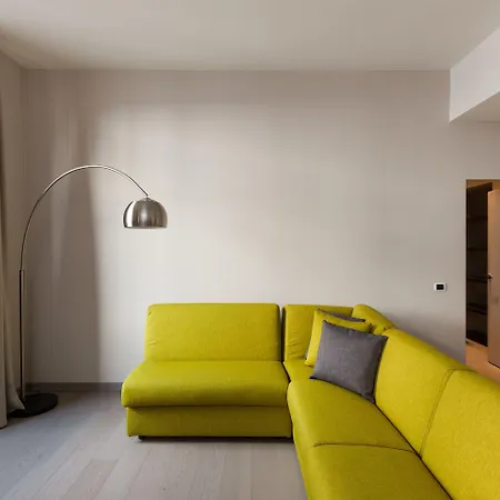 Easyhomes-duomo & Milan