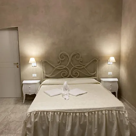 Boutique Calais - Washington Hotel