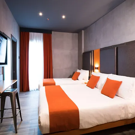 J24 Hotel Milán