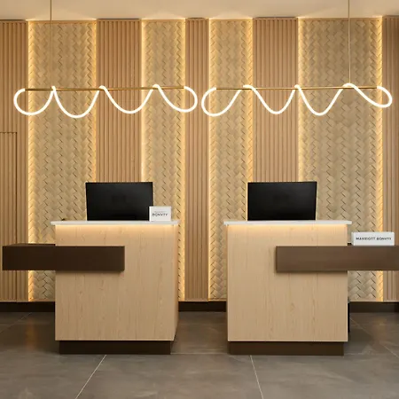 Courtyard By Marriott Linate 4* Milánó