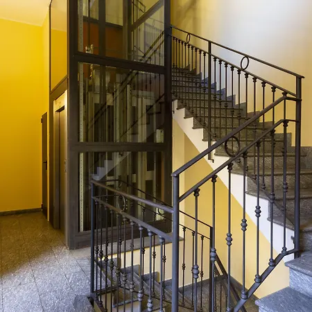 Апартаменты Urban Retreat - Isola District *