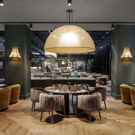 Radisson Collection Hotel, Santa Sofia 5* Mailand