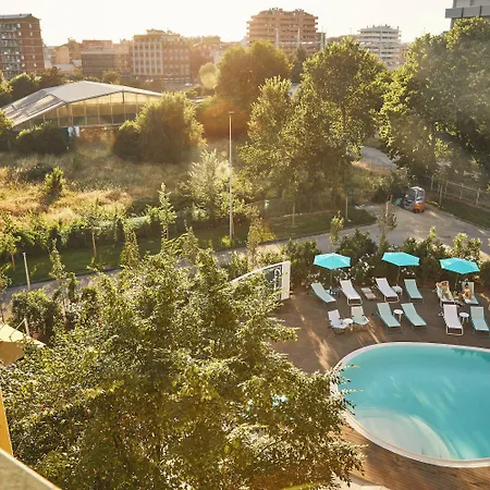 Quark Hotel 4*