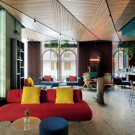 21 House Of Stories Navigli Hotel