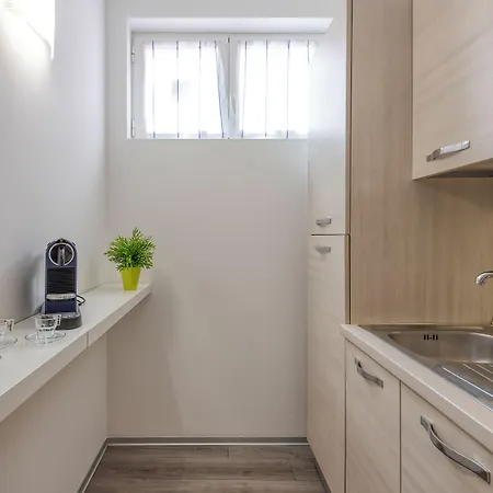 Bnbutler - Archimede 53 - Bright Apartamento Milán