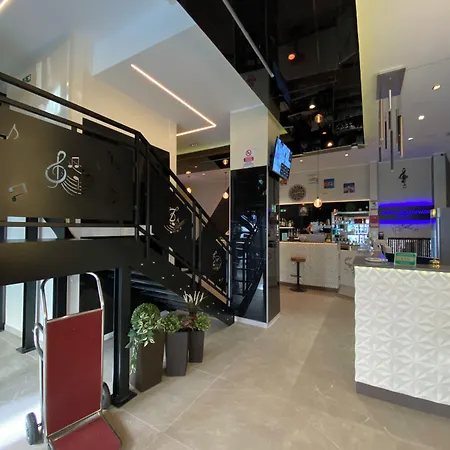 Stradivari Hotel