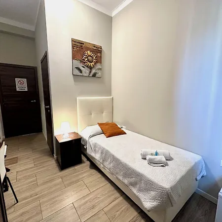 Hotel Golden 3*