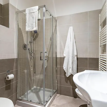 Studio 14 - Cozy Apartment - Ac - Wifi - 100Mt M1 Lägenhet Milano