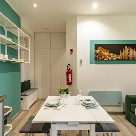 Studio 14 - Cozy Apartment - Ac - Wifi - 100Mt M1 Lägenhet Milano