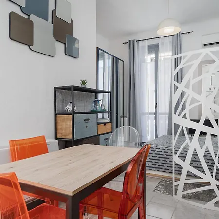 1 Navigli Lägenhet *