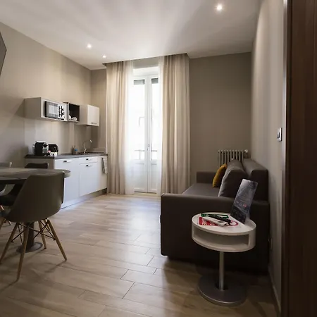 Hotel apartamentowy Durini 4*