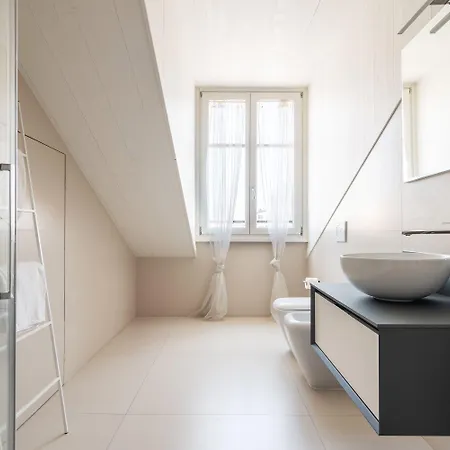 Easyhomes - Brera Luxury アパート ミラノ